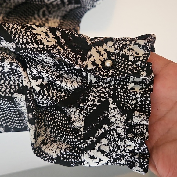 Karl Lagerfeld Black and White Ruffled Tie Front Blouse - Picture 5 of 6